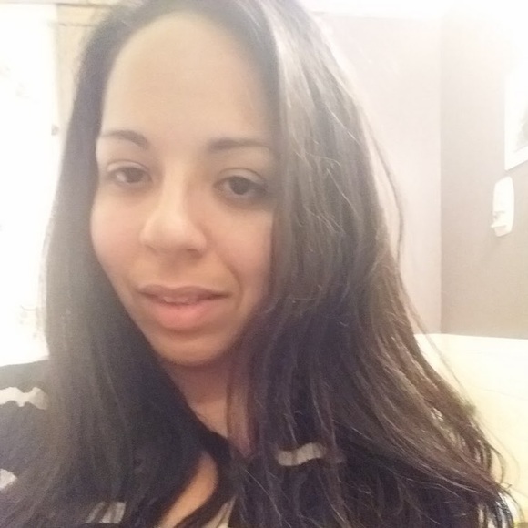 Meet your Posher, Vianela - Picture 1 of 1